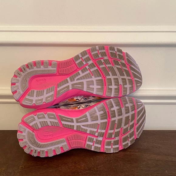 Brooks Adrenaline GTS 21 Women’s Unity Sneakers - Picture 5 of 7